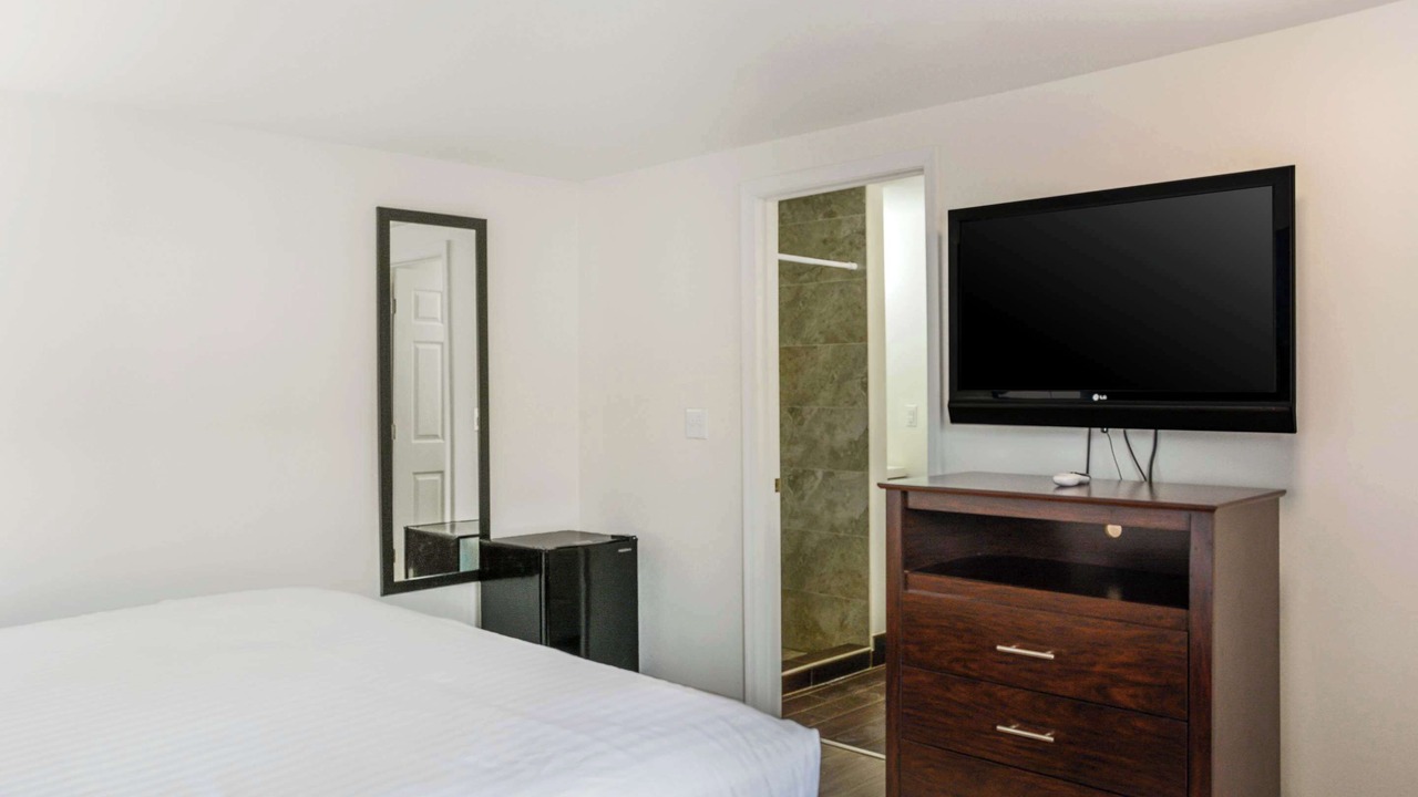 Photo of Bedroom in Milford