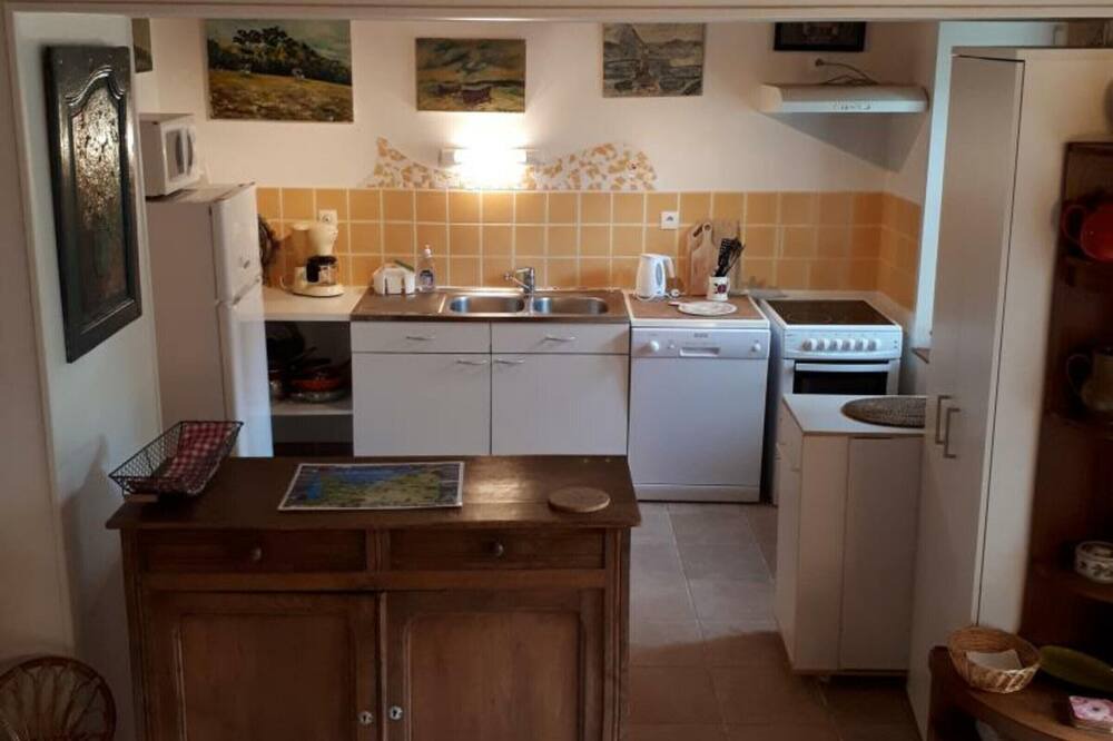 Photo of Kitchen in Annoville