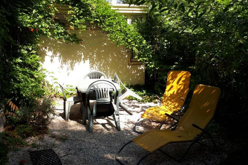 Photo of Outdoor in Annoville