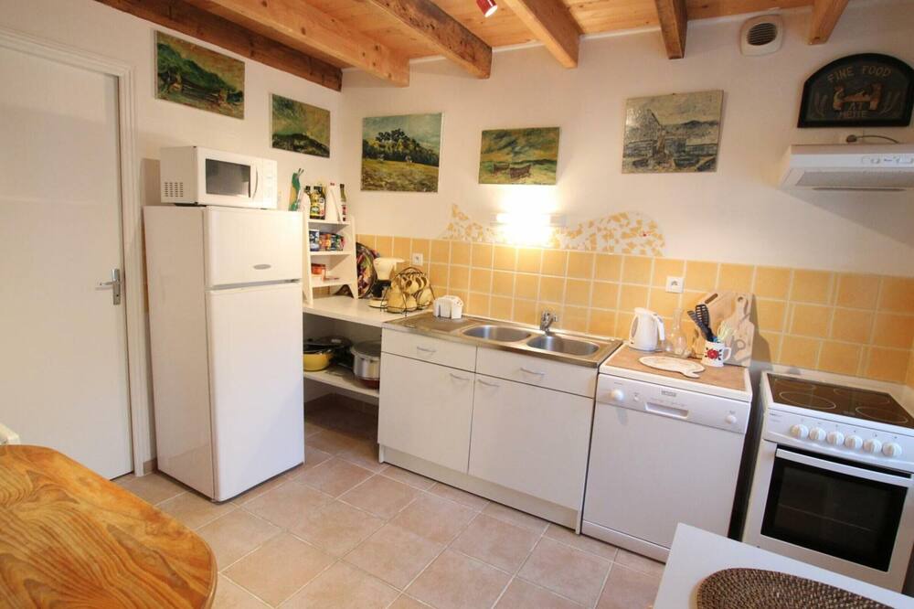 Photo of Kitchen in Annoville