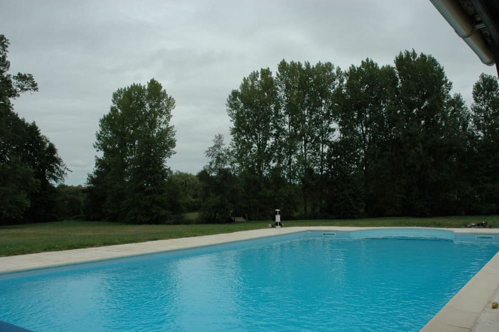 Photo of Outdoor in La Membrolle-sur-Choisille