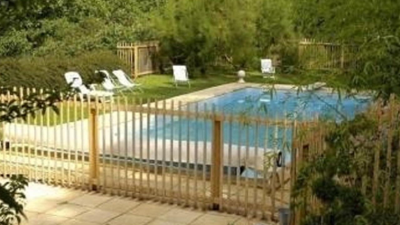 Photo of Outdoor in Cravant-les-Coteaux