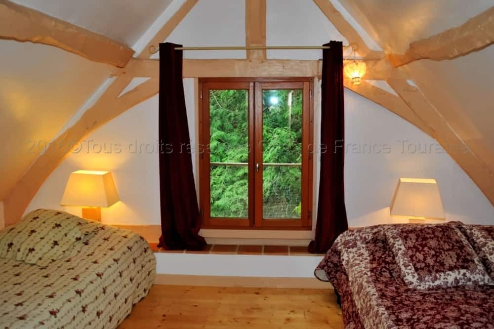 Photo of Bedroom in Continvoir
