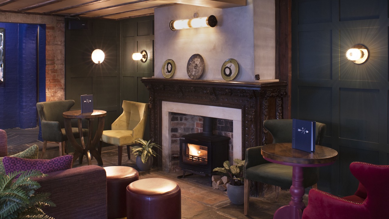 Photo of Others in Ascot