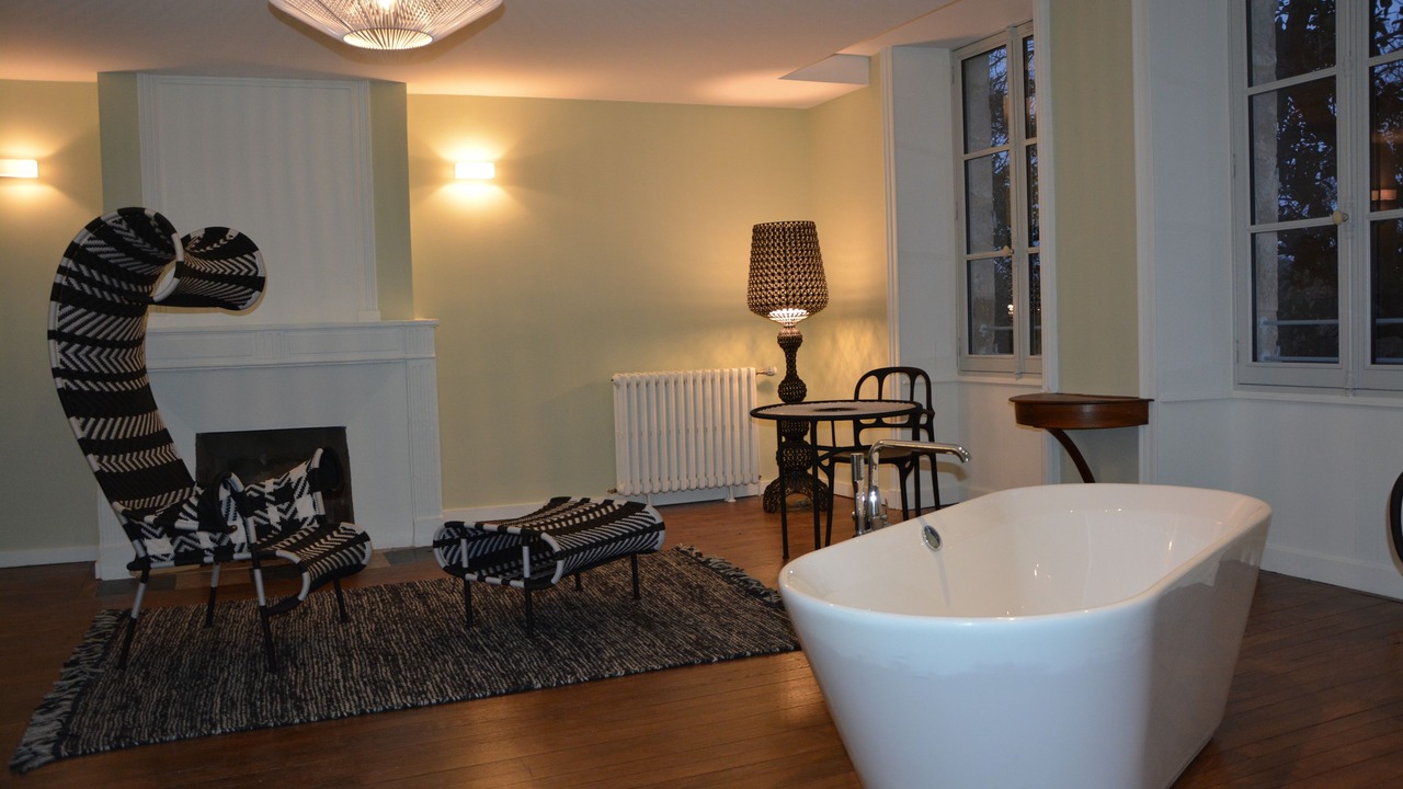 Photo of Bathroom in Azay-le-Brule
