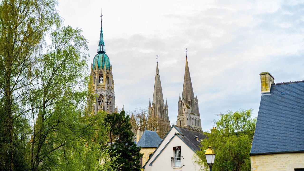 Photo of Others in Bayeux