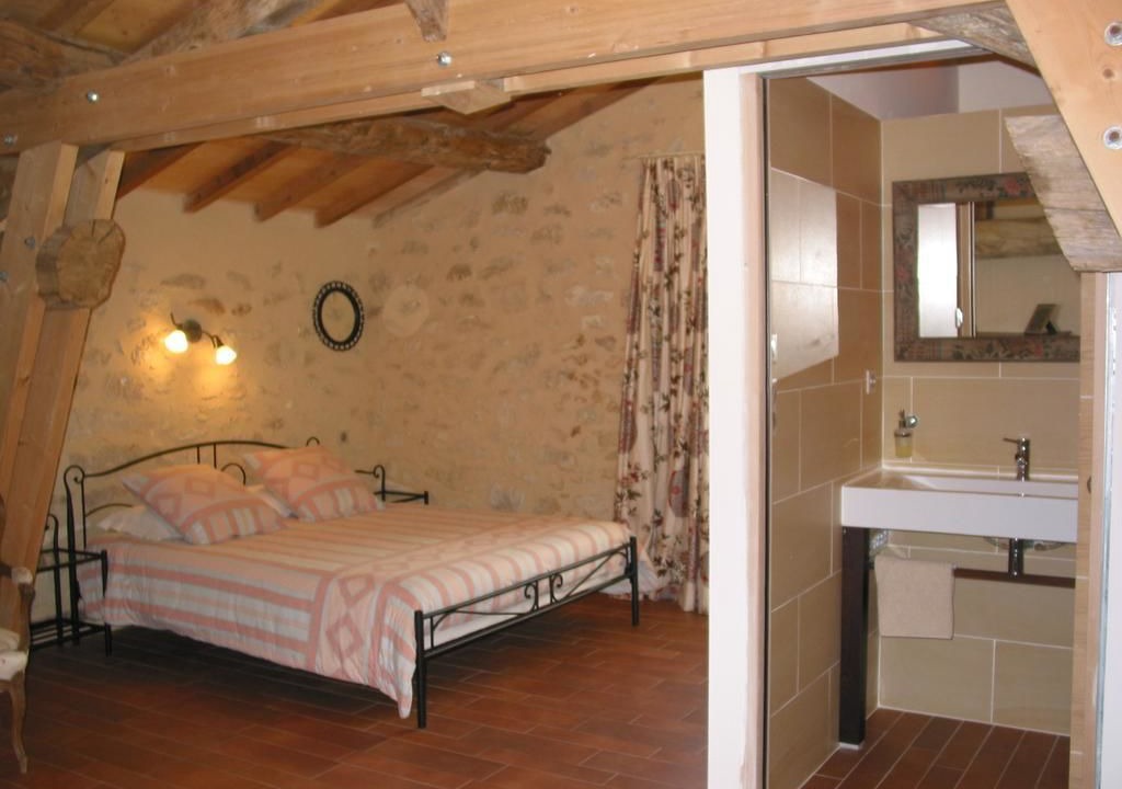 Photo of Bedroom in Puisseguin