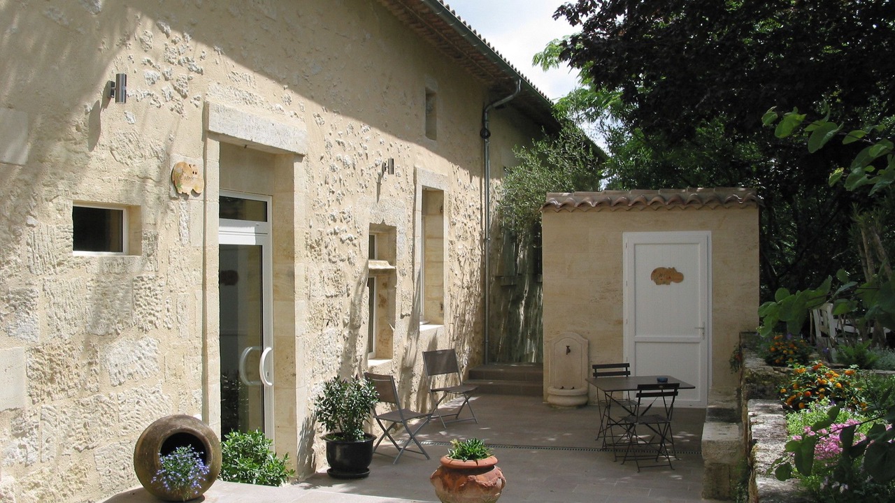 Photo of Patio Balcony in Puisseguin