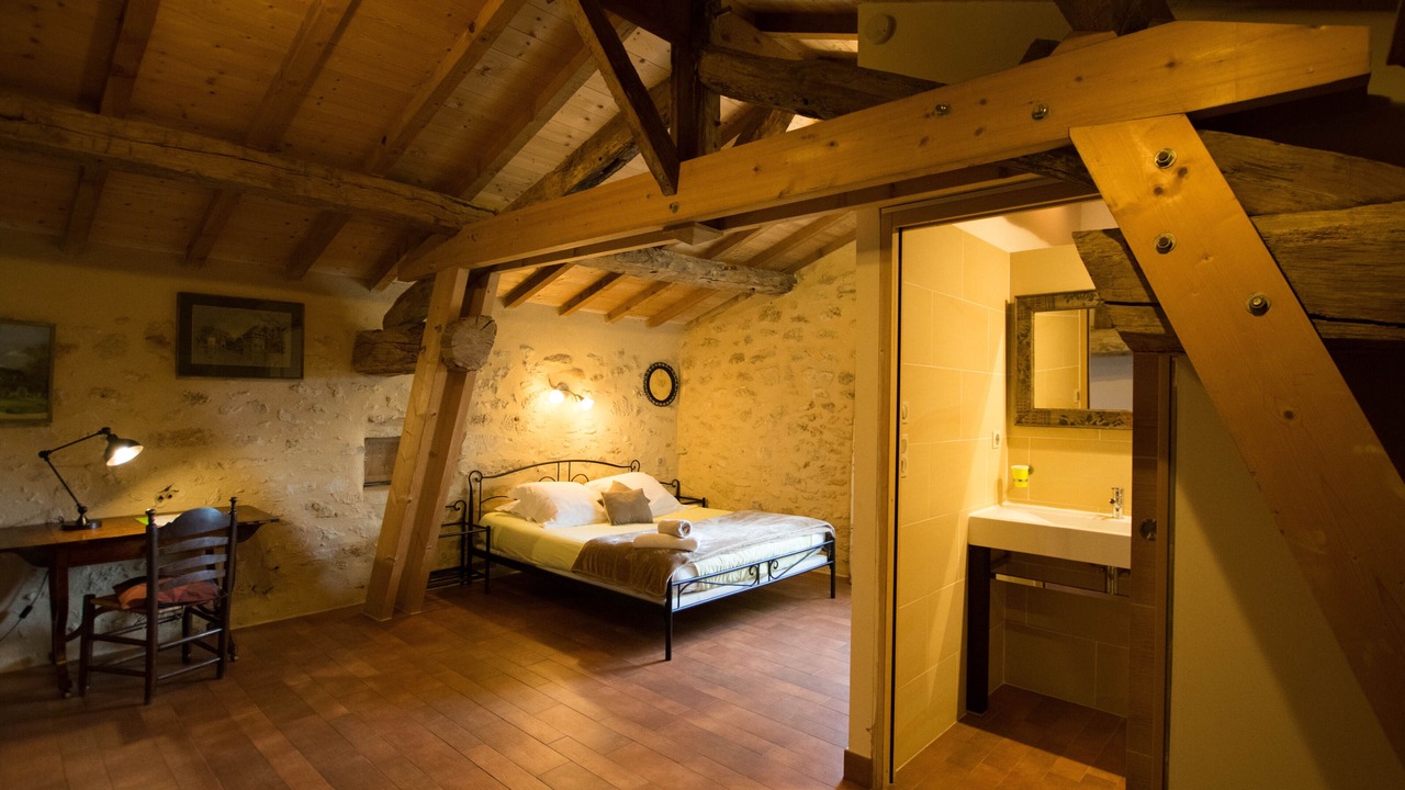 Photo of Bedroom in Puisseguin