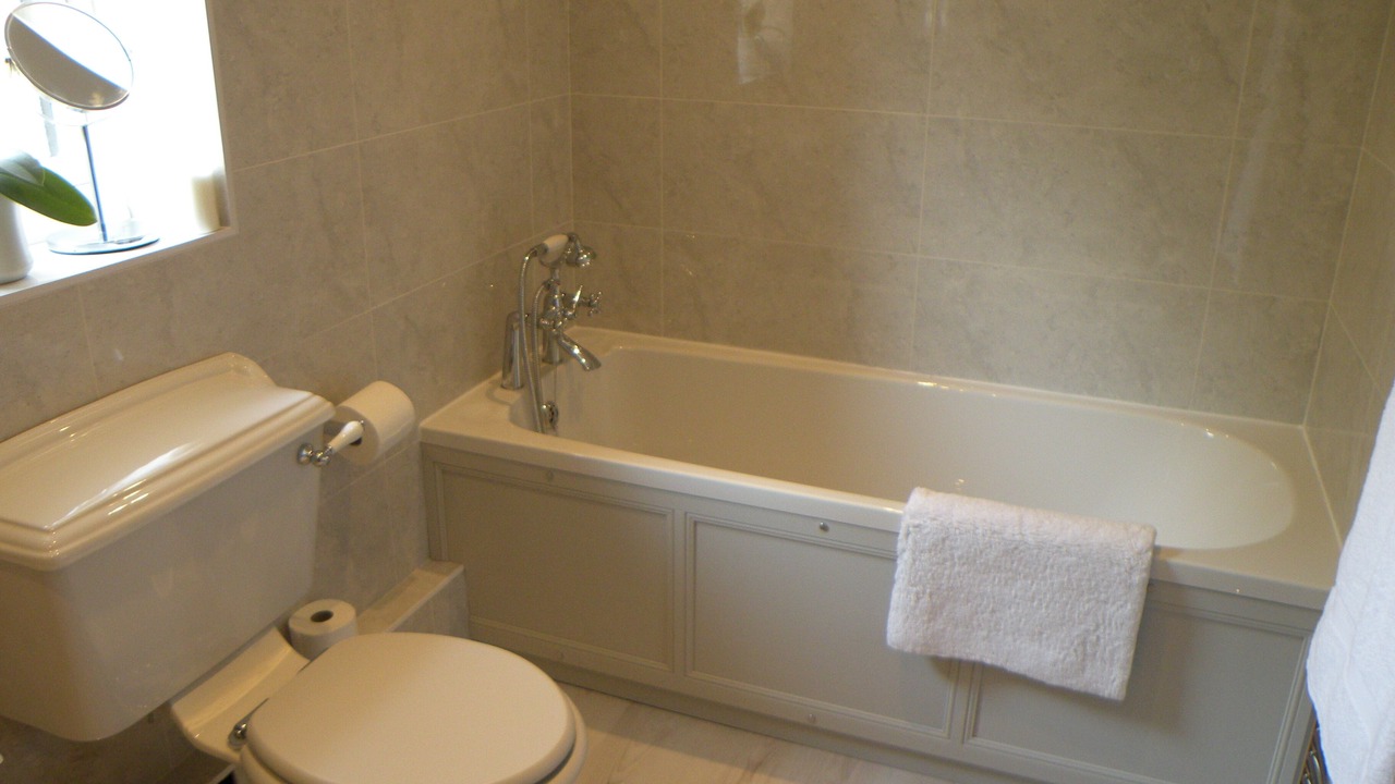 Photo of Bathroom in Madingley