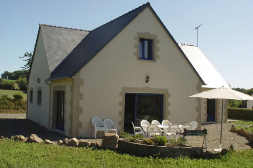 Photo of Outdoor in Le Mesnil-Ozenne