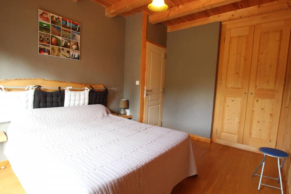 Photo of Bedroom in Le Mesnil-Ozenne