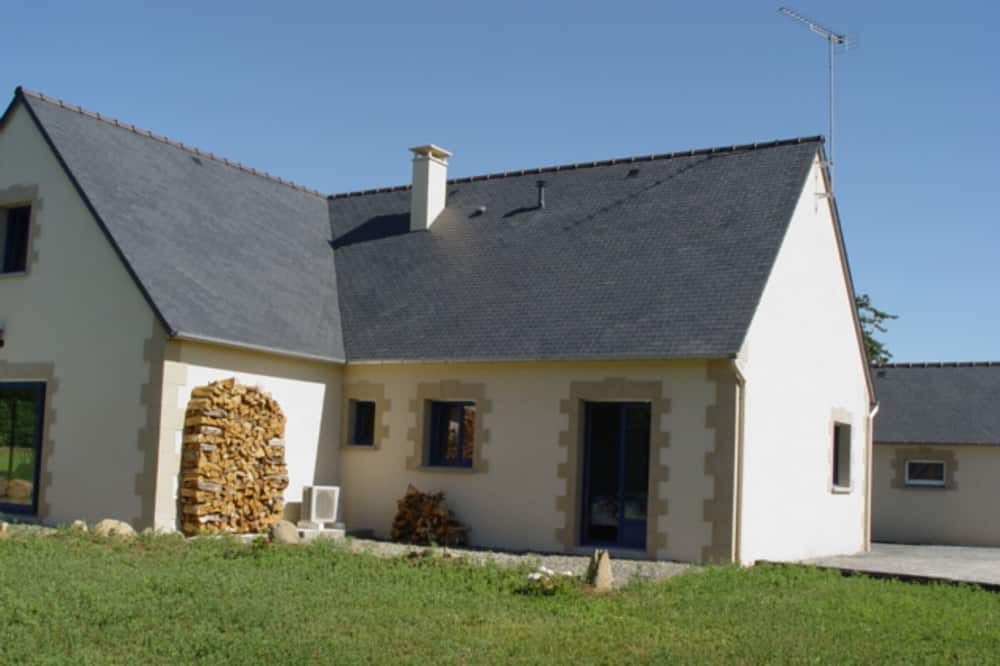 Photo of Outdoor in Le Mesnil-Ozenne