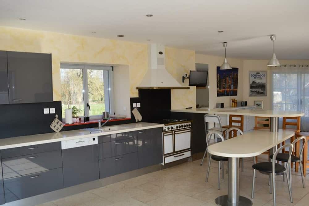 Photo of Kitchen in La Membrolle-sur-Choisille