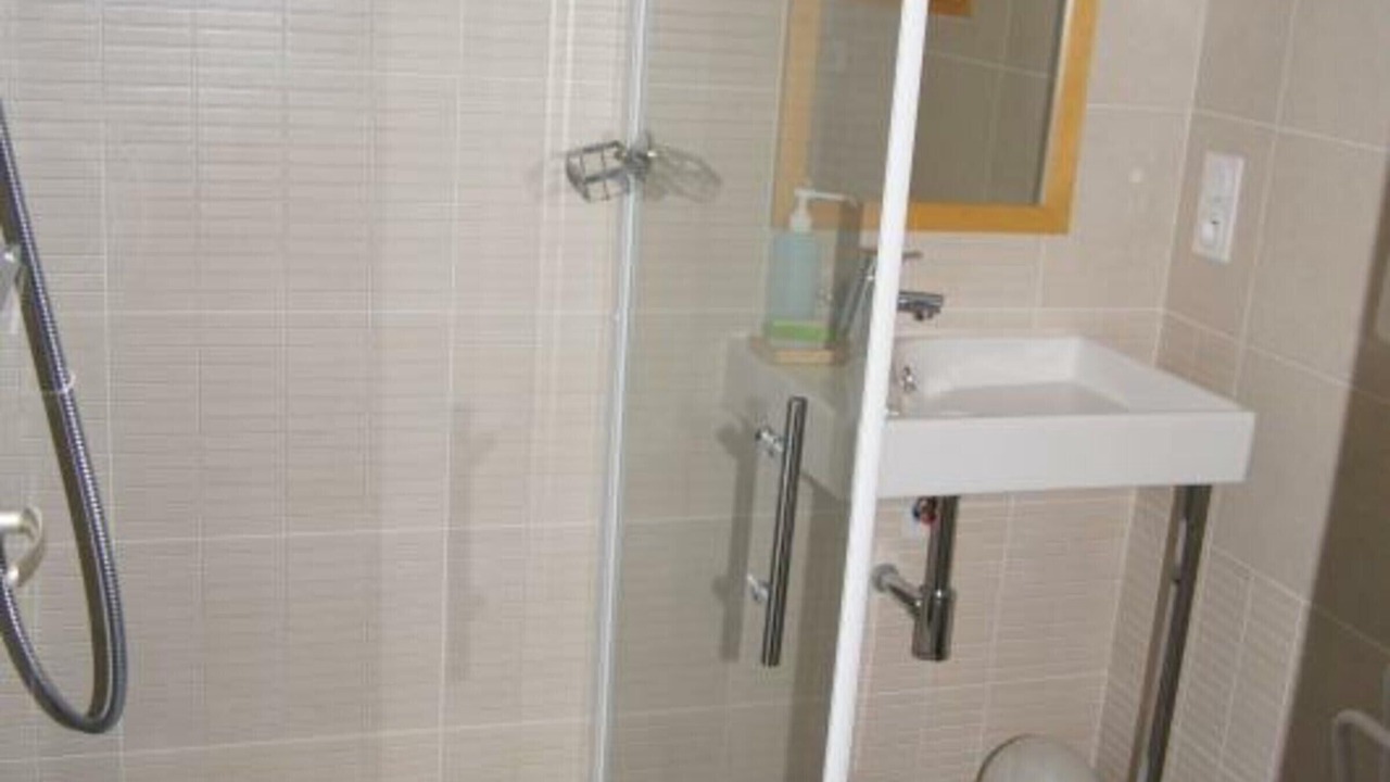 Photo of Bathroom in Genets