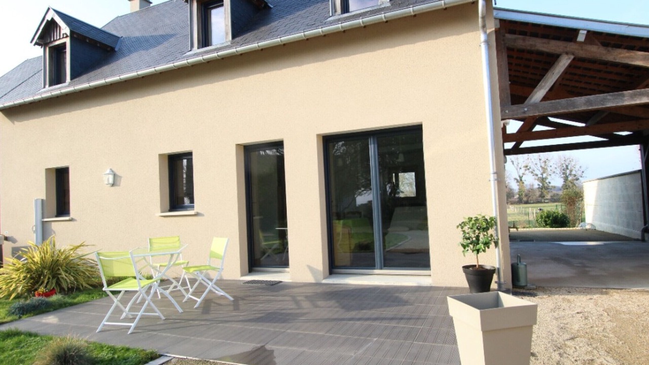 Photo of Outdoor in Genets