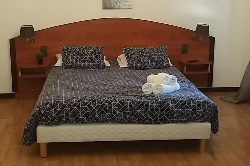 Photo of Bedroom in Laroque-d'Olmes