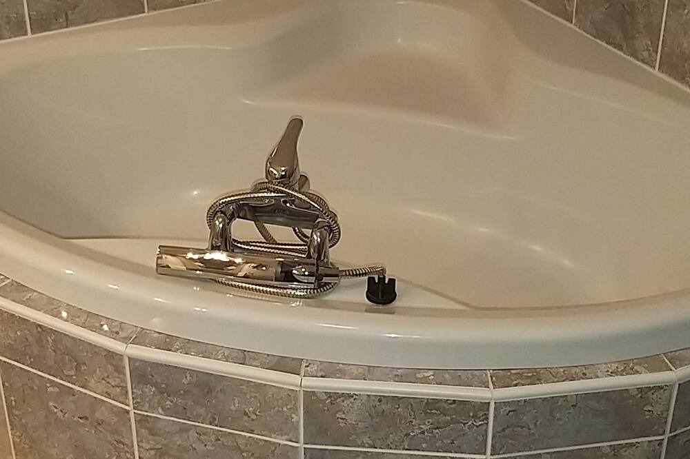 Photo of Bathroom in Laroque-d'Olmes