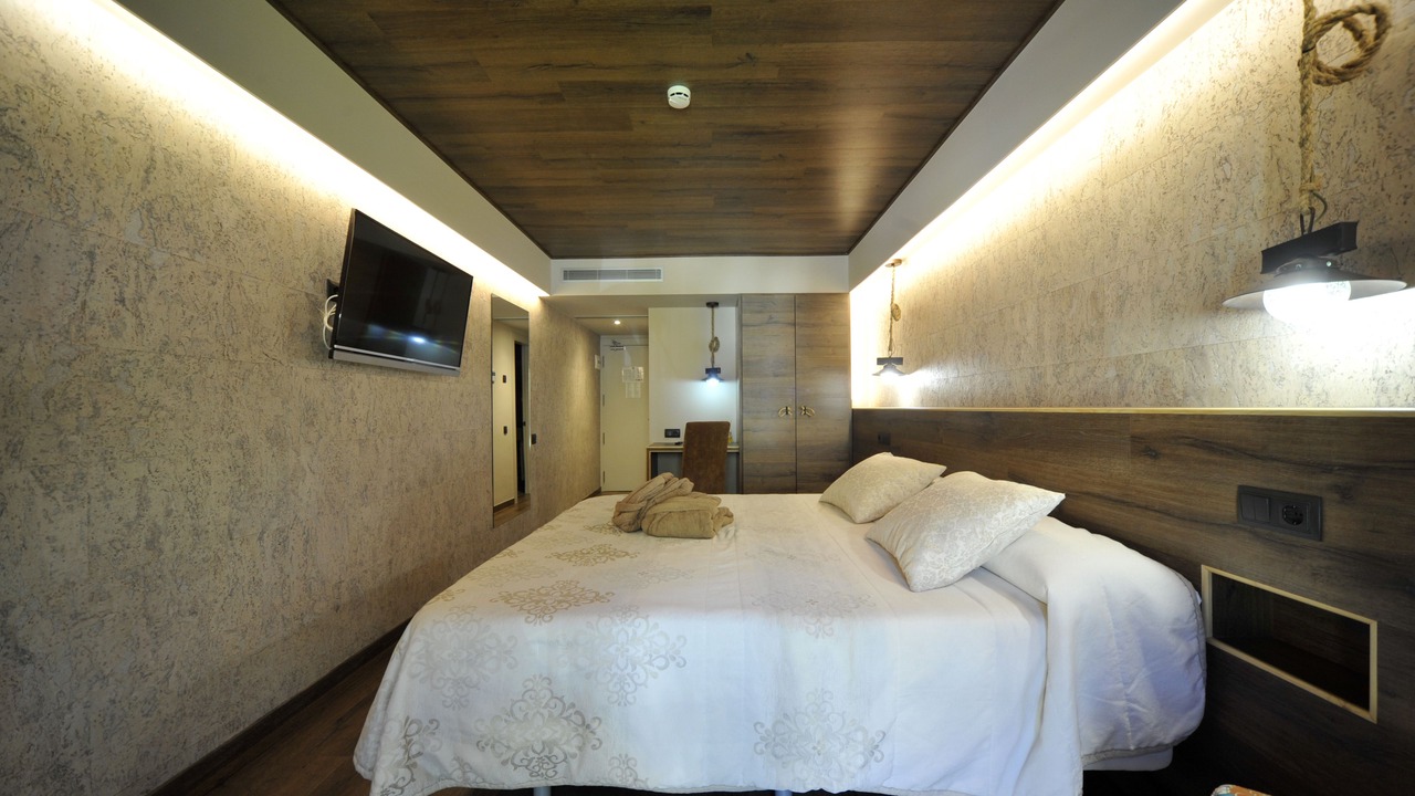 Photo of Bedroom in Esterri D'Aneu