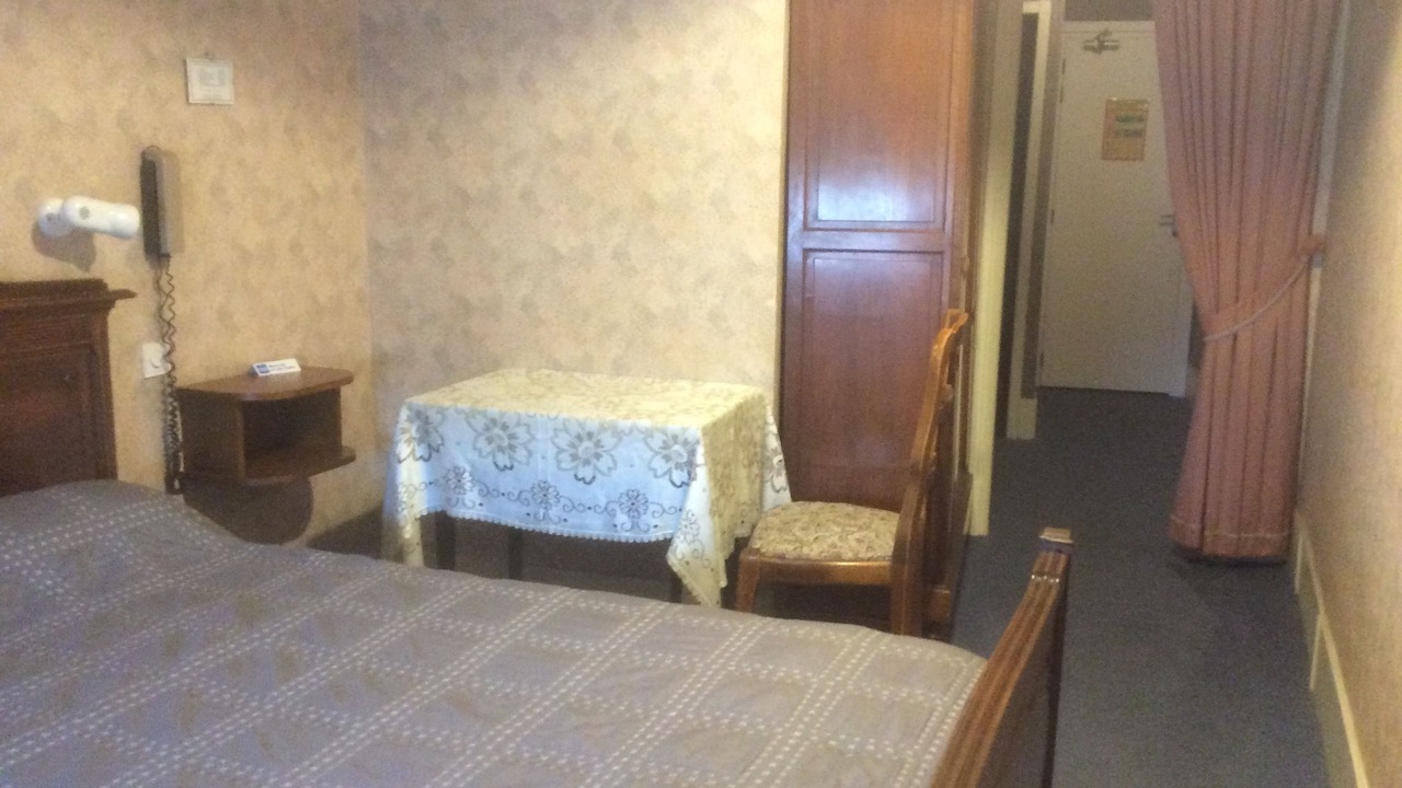 Photo of Bedroom in Pont-de-Vaux