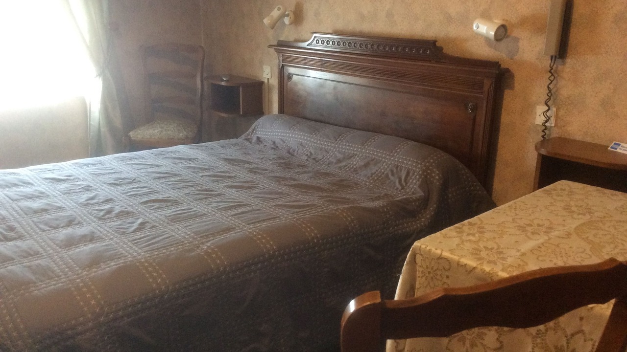 Photo of Bedroom in Pont-de-Vaux