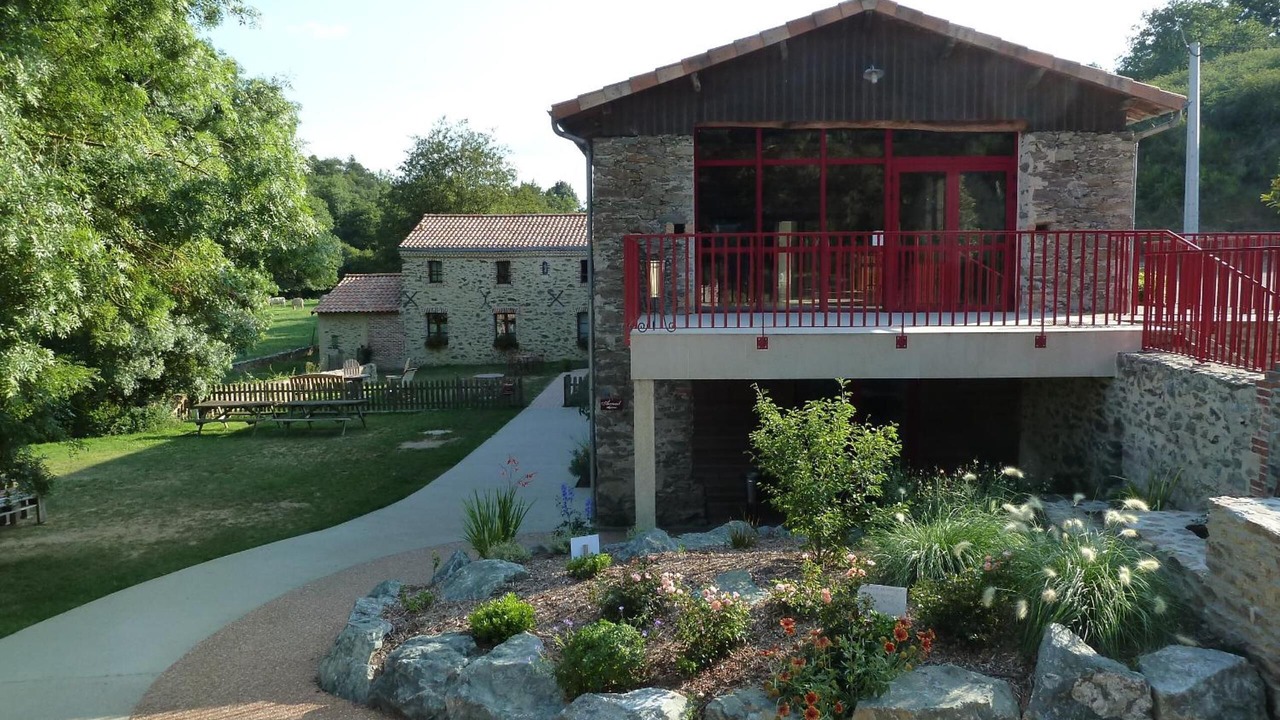 Photo of Outdoor in Chemille-Melay