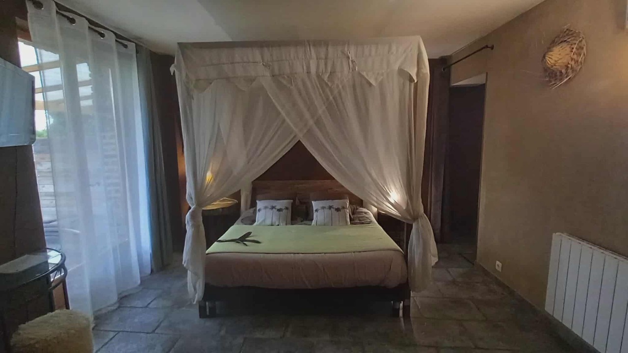 Photo of Bedroom in Vicq