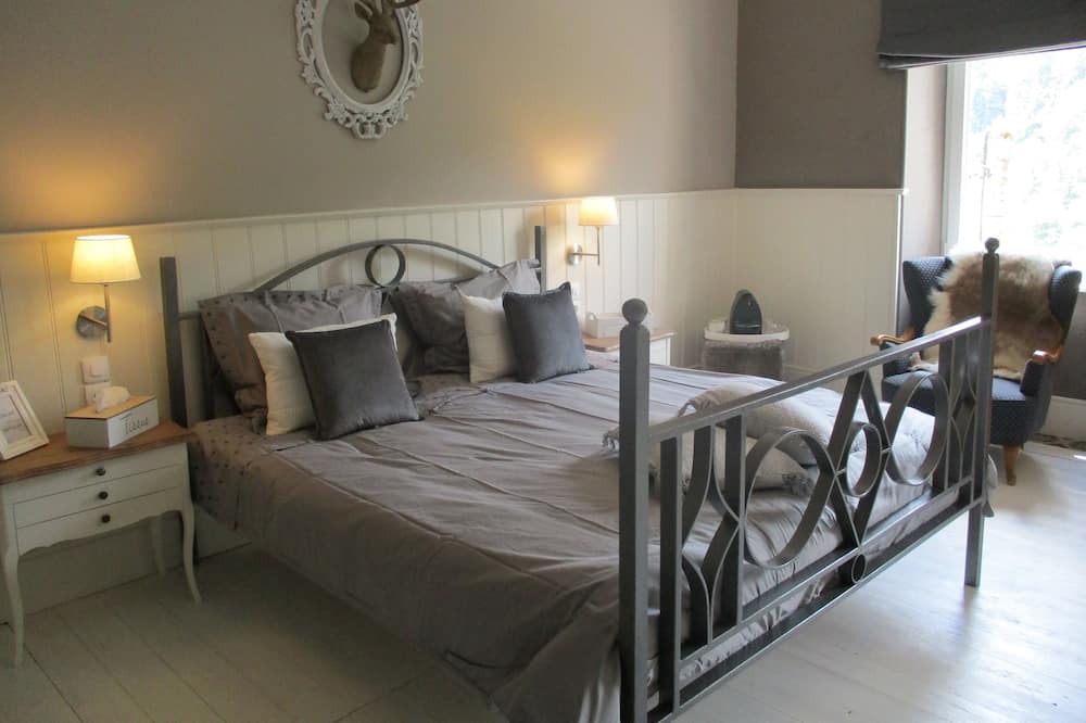 Photo of Bedroom in Camares