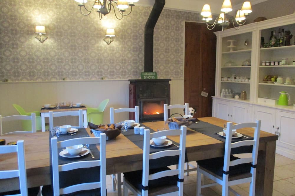 Photo of Others in Camares