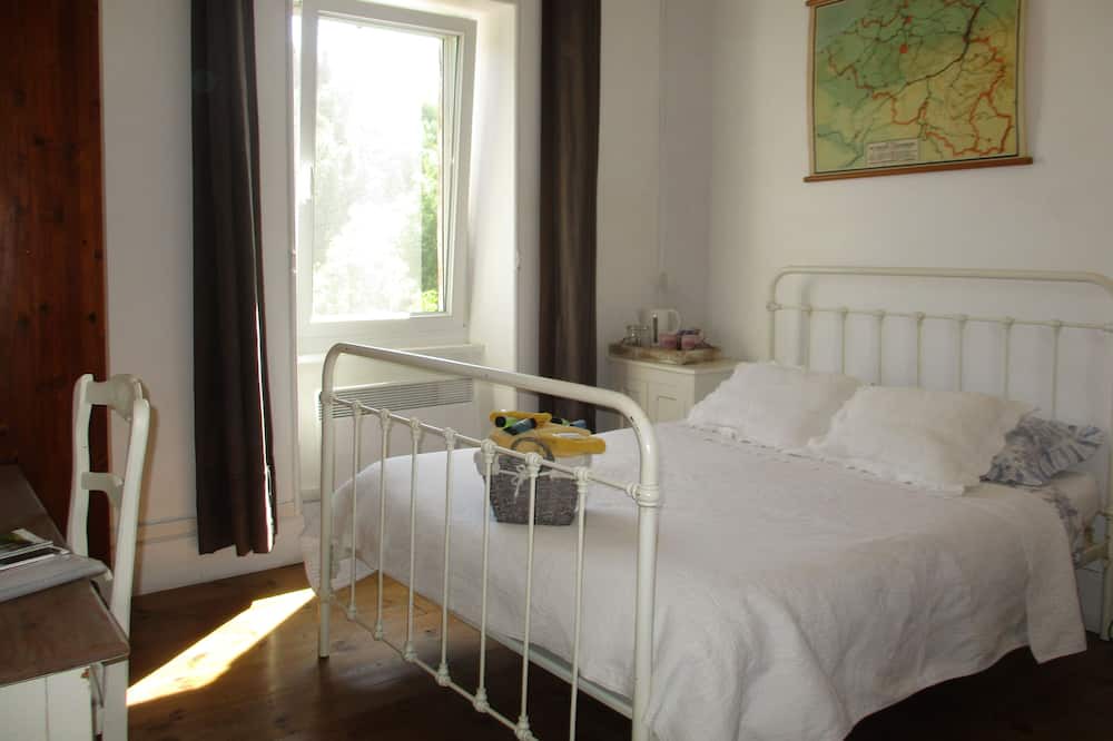 Photo of Bedroom in Camares