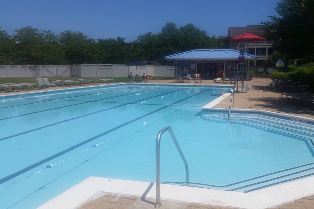 Photo of Outdoor in Heron Harbour Isle