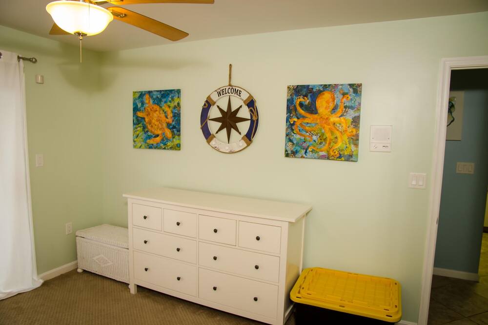 Photo of Bedroom in Heron Harbour Isle