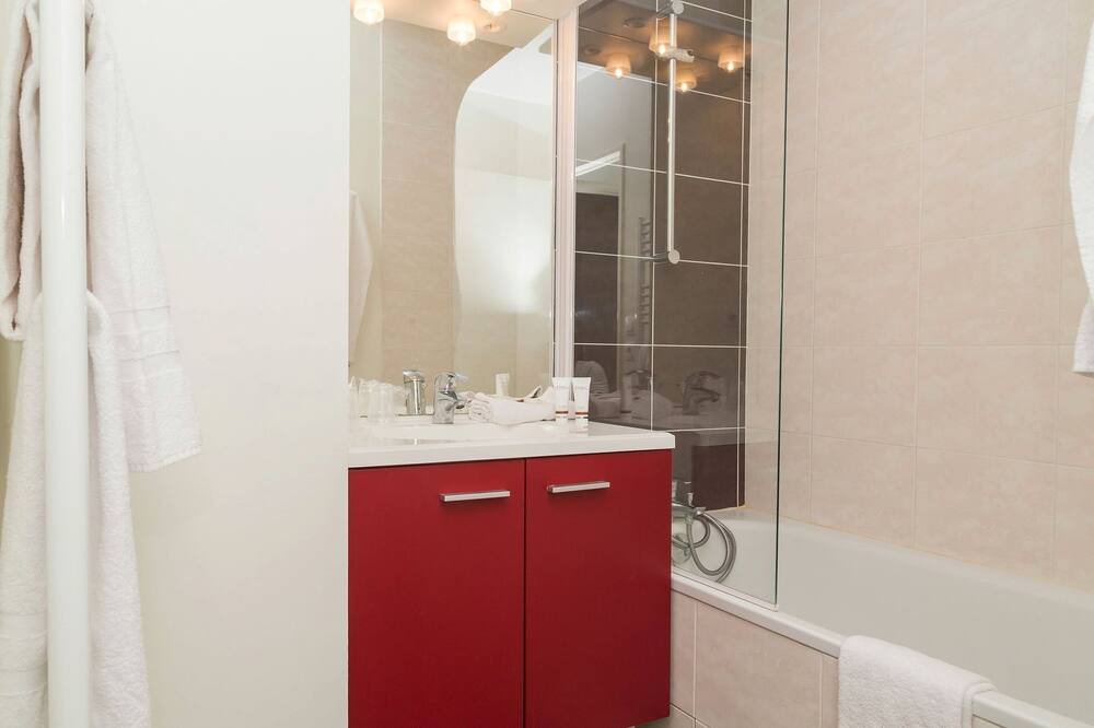 Photo of Bathroom in Chinon