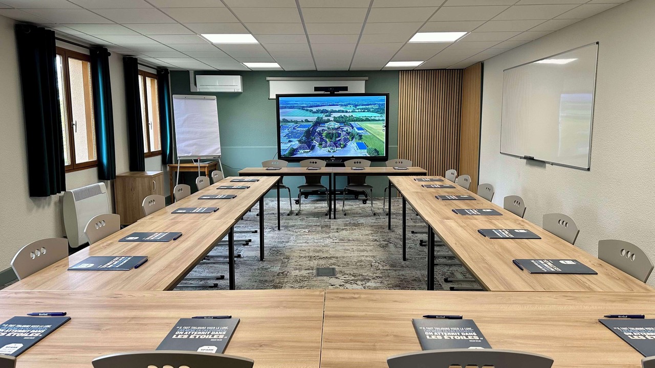 Photo of Others in Malay-le-Grand