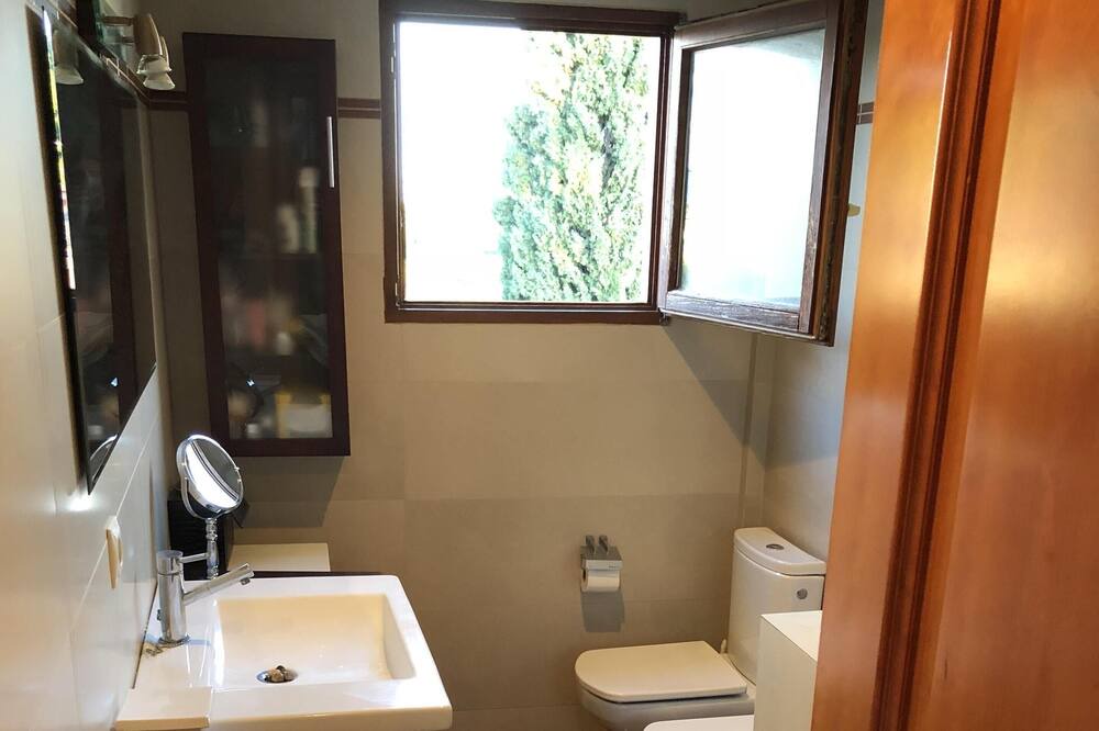 Photo of Bathroom in San Vicente del Raspeig