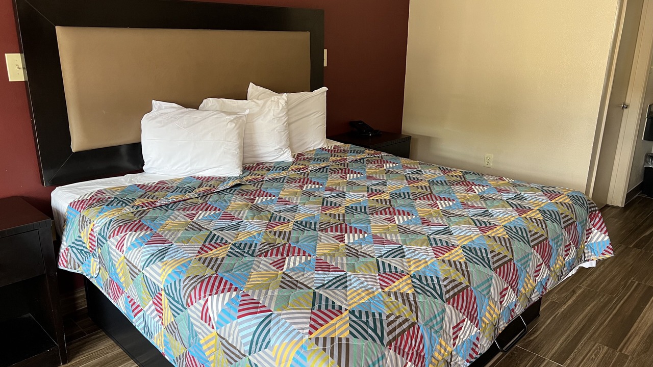 Photo of Bedroom in Gonzales