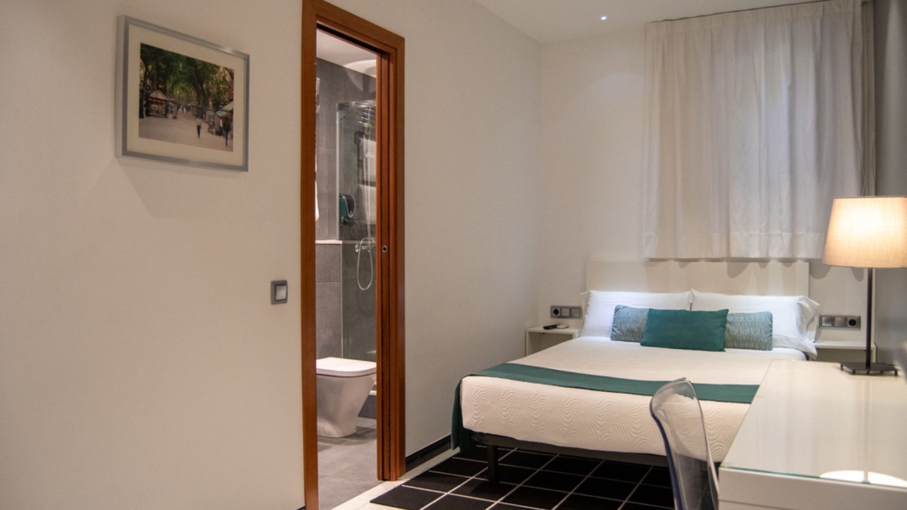 Photo of Bedroom in El Poble-sec