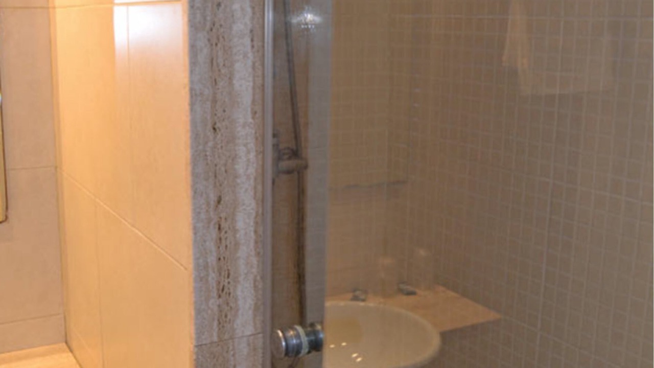 Photo of Bathroom in El Poble-sec