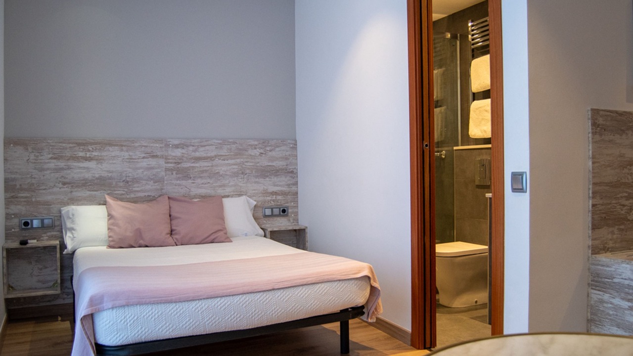 Photo of Bedroom in El Poble-sec