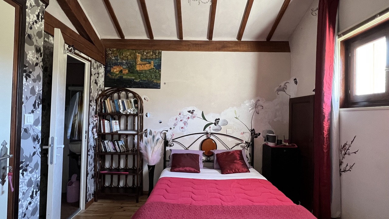 Photo of Outdoor in Maringes