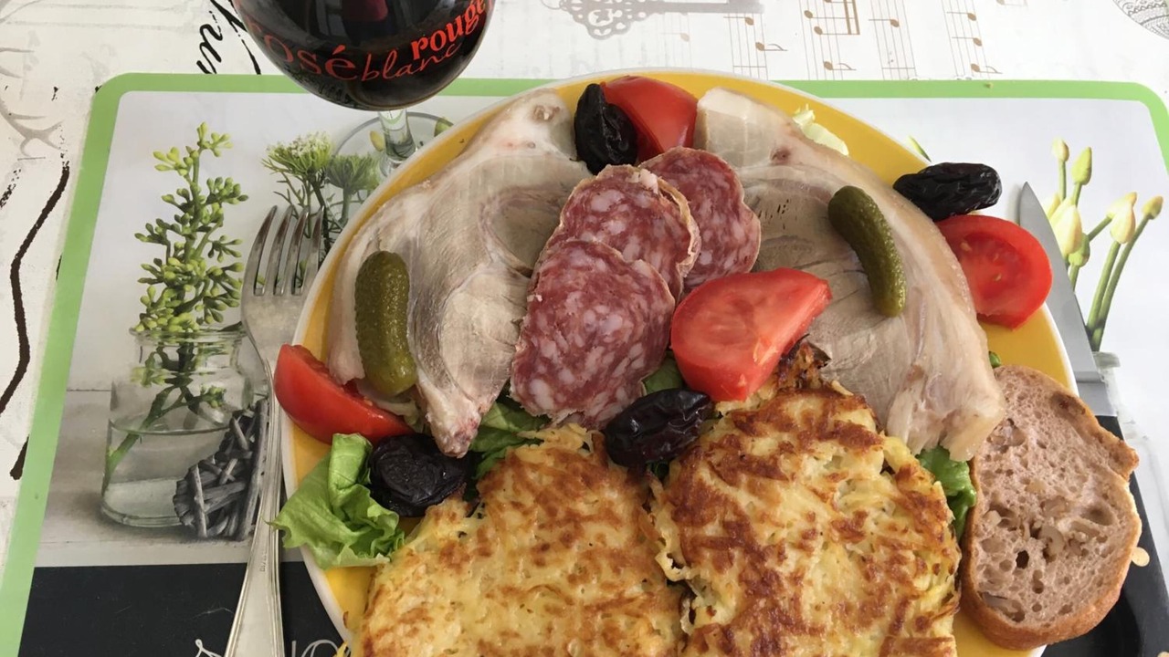 Photo of Others in Maringes