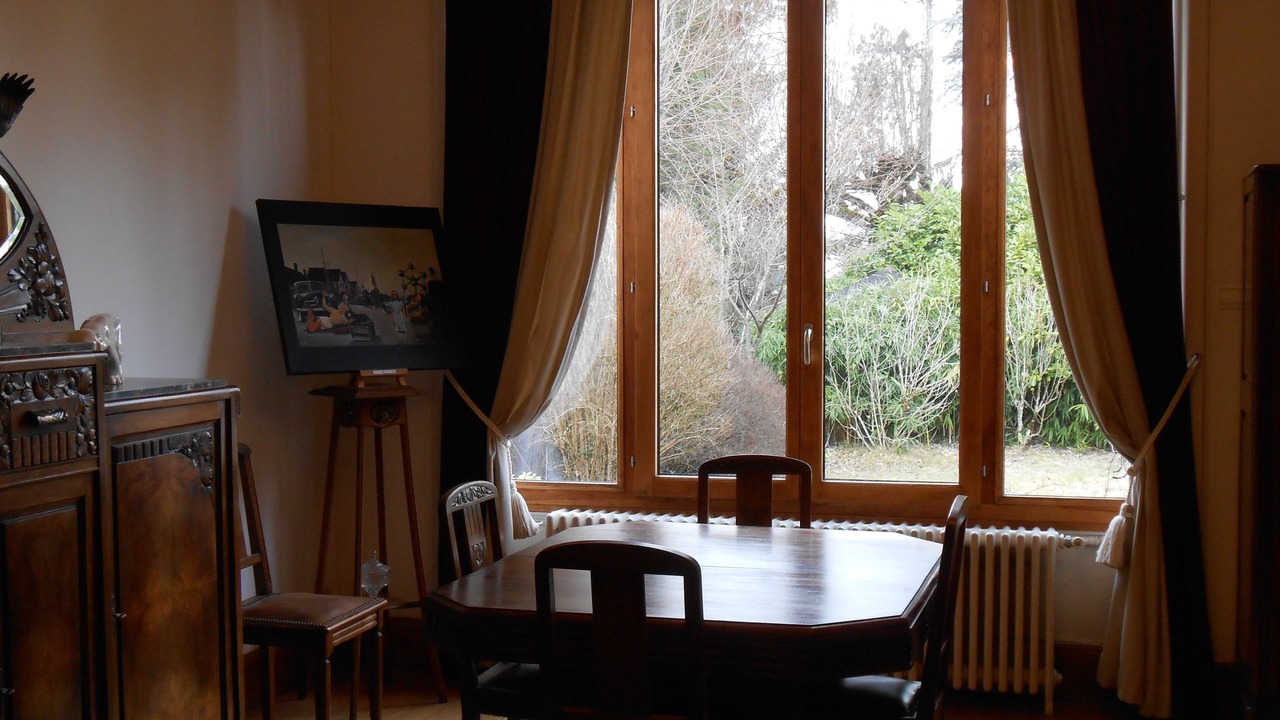 Photo of Others in Abrest