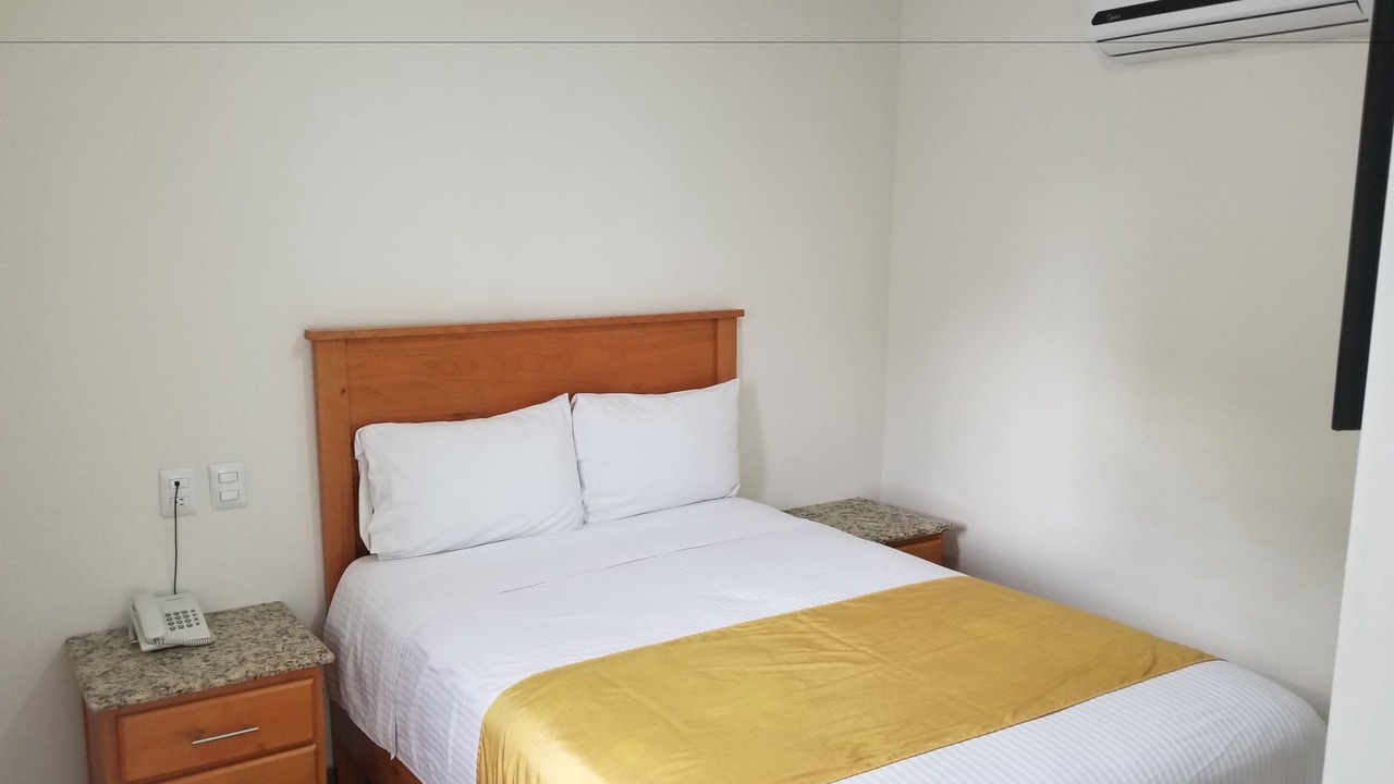 Photo of Bedroom in Avenida Revolucion