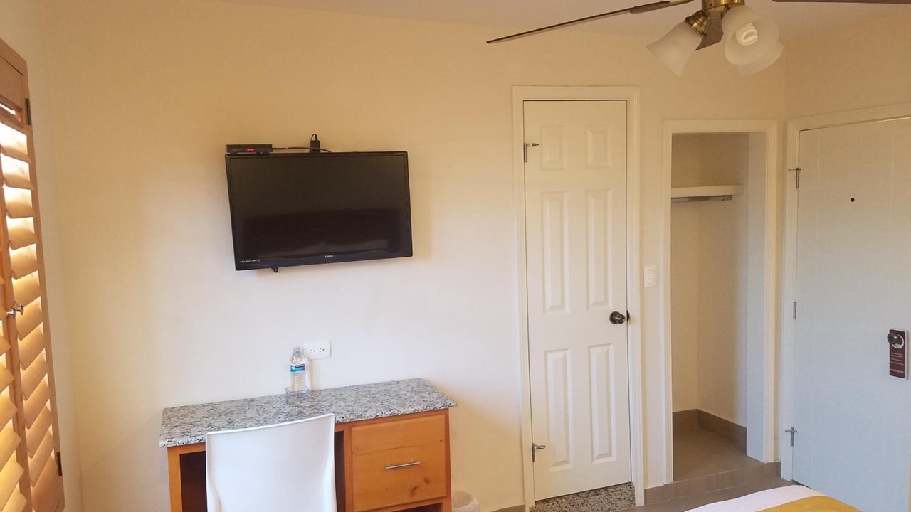 Photo of Others in Avenida Revolucion