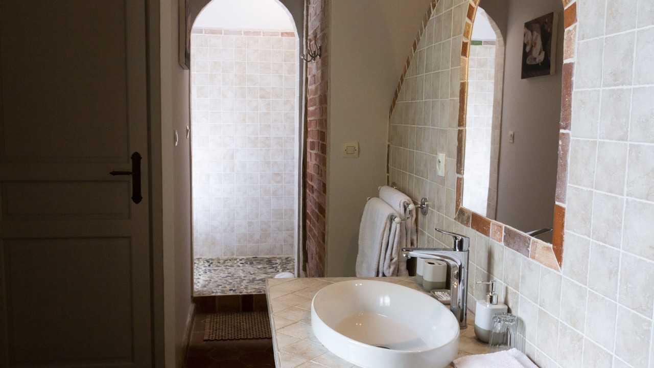 Photo of Bathroom in Bleury-Saint-Symphorien