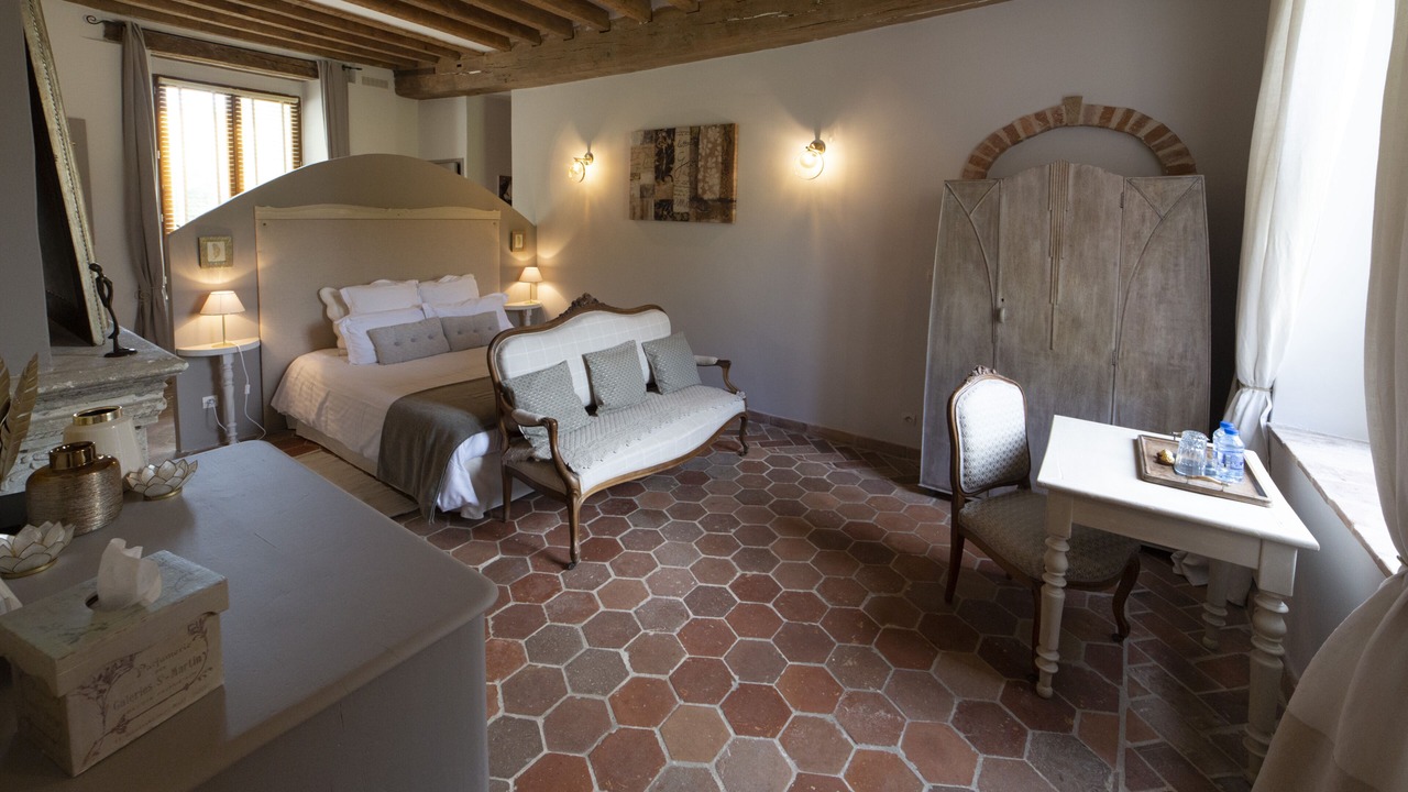 Photo of Bedroom in Bleury-Saint-Symphorien