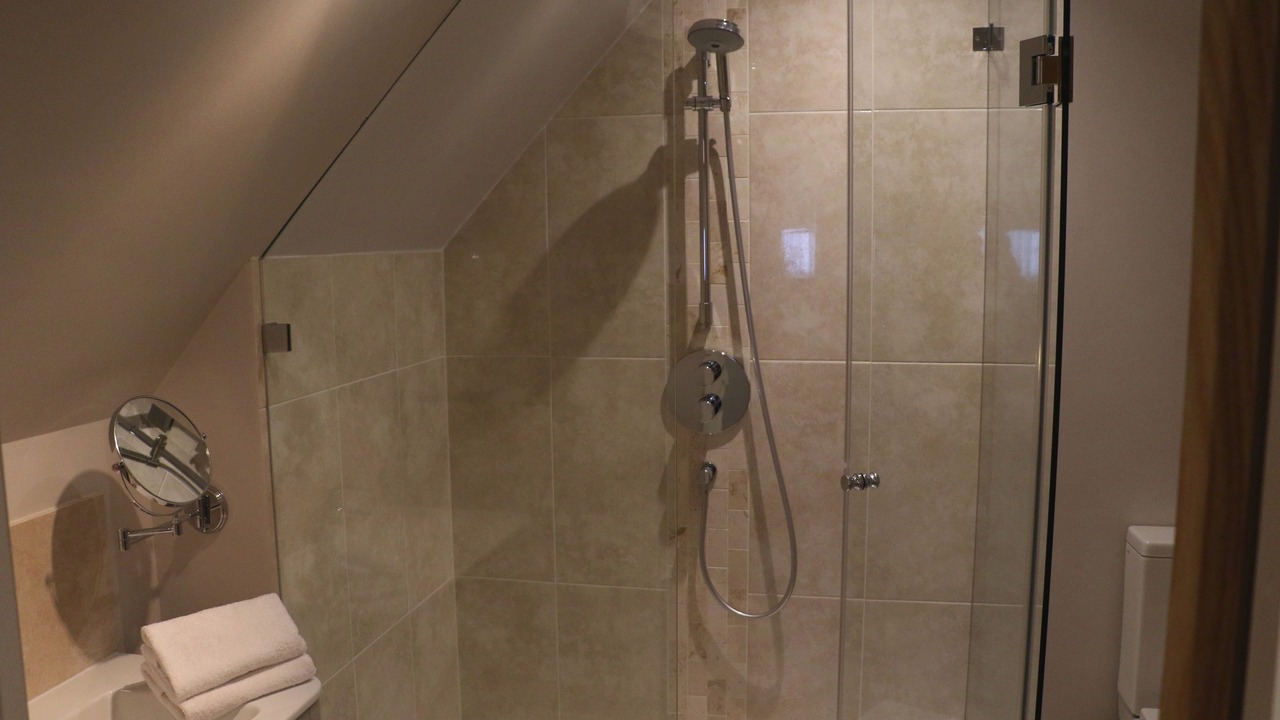 Photo of Bathroom in Dorchester-on-Thames