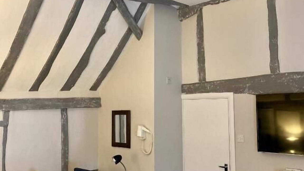 Photo of Bedroom in Dorchester-on-Thames