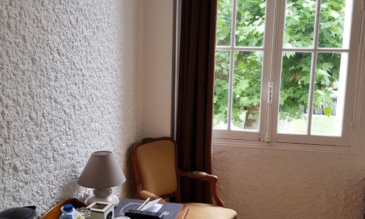 Photo of Others in Olivet