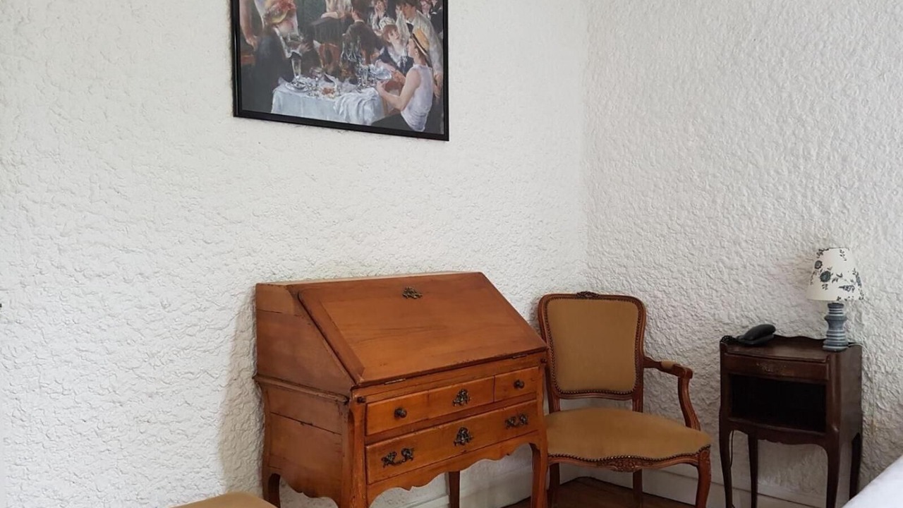 Photo of Others in Olivet